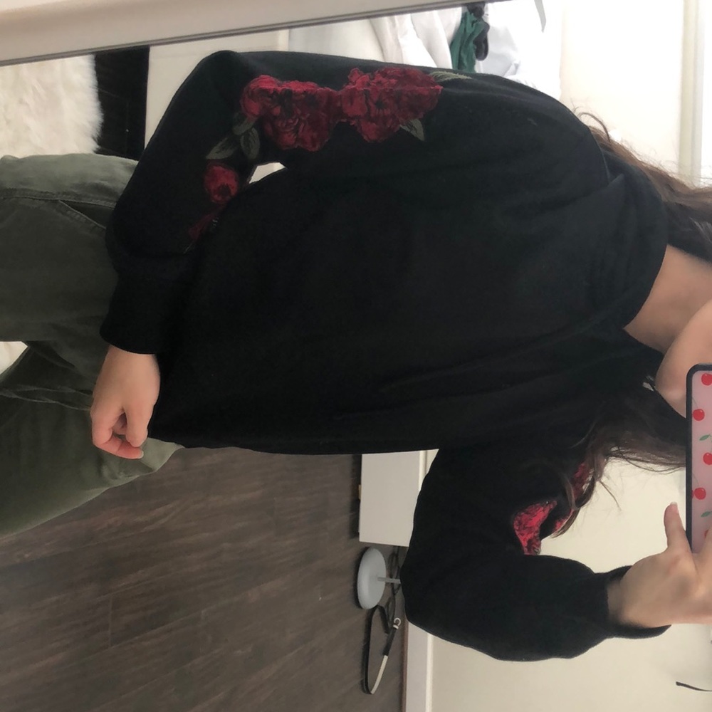 Guess Black Cropped Hoodie